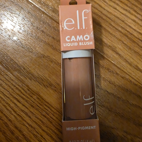 ELF Other - e.l.f. Camo Liquid Blush - Warm Terracotta / Peach Brown